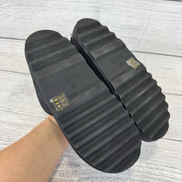 Roxy Women's Black Faux Fur Lined Pull On Booties Size 10 - Picture 7 of 8